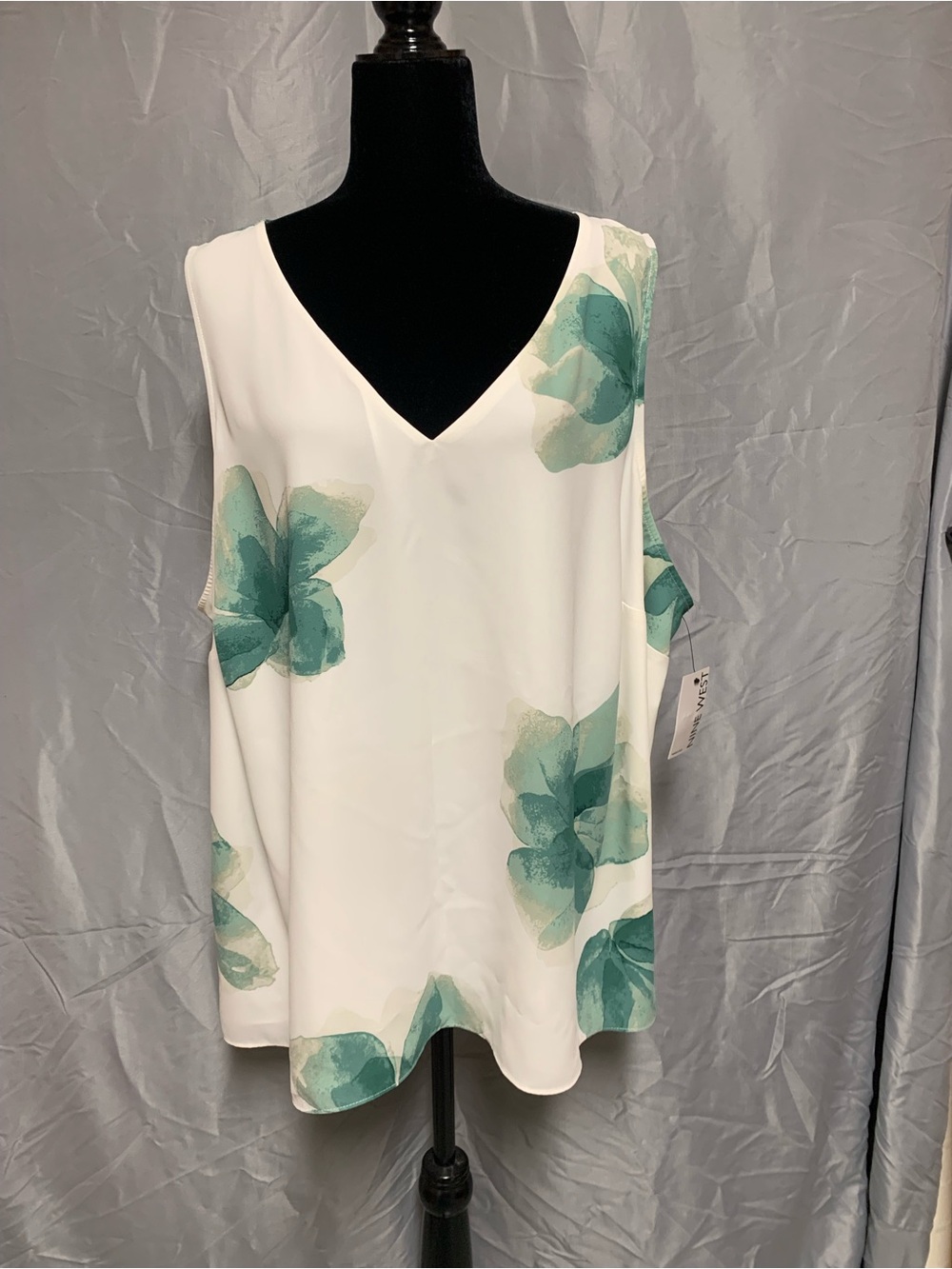 Nine West White Tank Top with Teal Floral Print